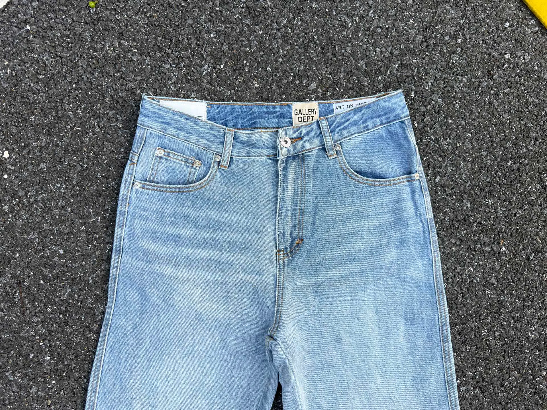 P220💰G02 GALLERY DEPT. Classic embroidered splash-ink washed jeans. Size: 28 30 32 34 36